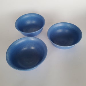 Bowl, dessert bowl, for muesli, yoghurt or salad, bowl, blue pastry bowl, 90s studio ceramics, pottery small bowl