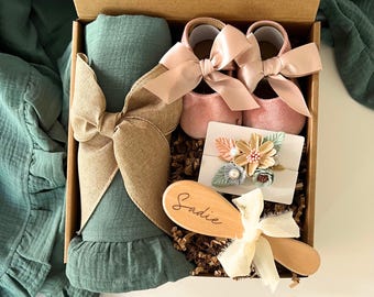 Baby girl Gift, Baby girl gift box, Newborn girl gift, New Baby girl gift, Baby shower gift, baby brush name girl gift
