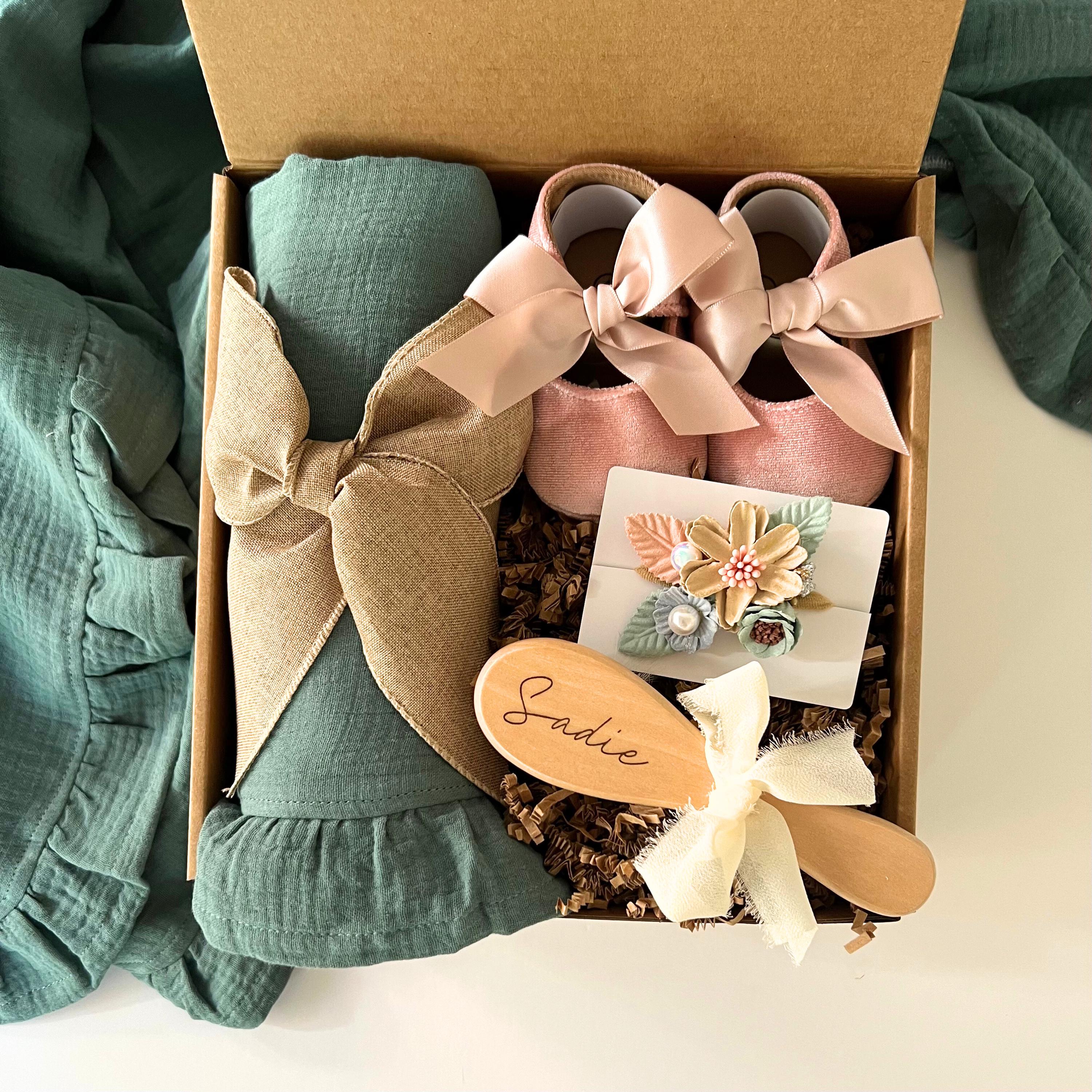 Baby girl Gift, Baby girl gift box, Newborn girl gift, New Baby girl gift, Baby shower gift, baby brush name girl gift
