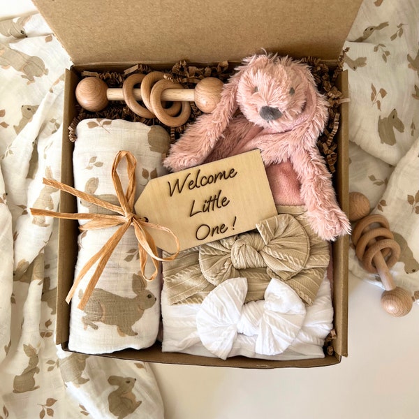 Baby girl gift set, Baby shower gift, New baby gift, Baby girl, Gift box, Gift set, Pink bunny lovie