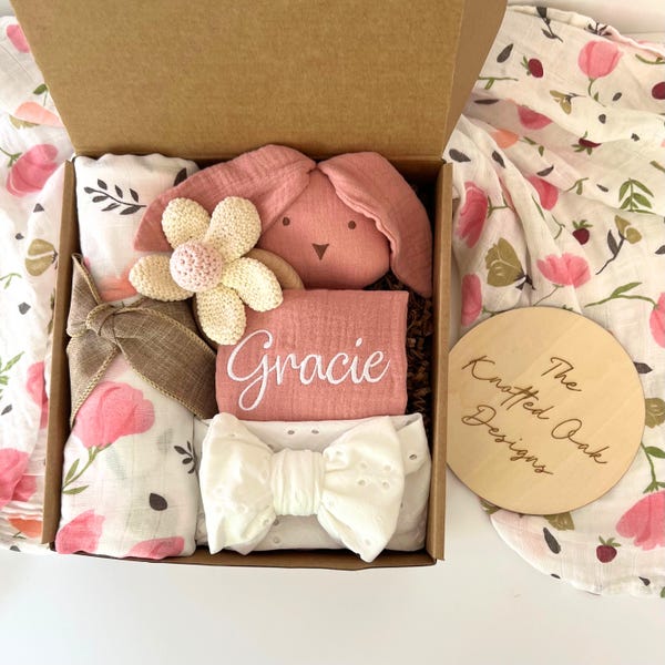 Baby girl Gift, Baby girl gift box, Newborn girl gift, New Baby girl gift, Baby shower gift, baby name girl gift