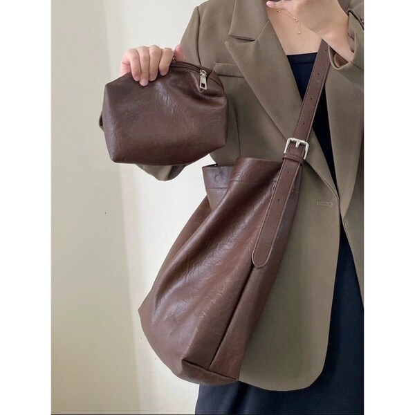 Sac bandoulière hobo en cuir souple | fourre-tout grande capacité | Sac à bandoulière carré hobo avec pochette amovible à fermeture éclair