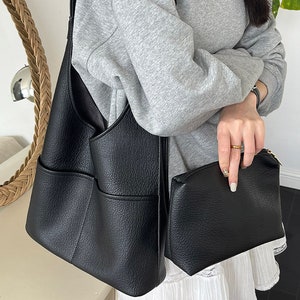 Vegan Flat Grain Leather Hobo Shoulder Bag Large Capacity Hobo Work Bag Leather Tote Bag with Pockets Black