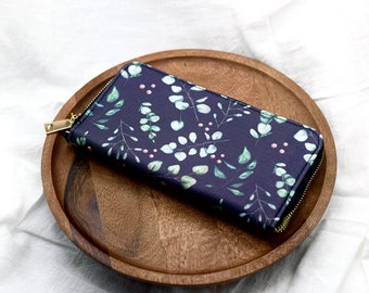 Womens Wallet, Zipper Clutch Wallet, Eucalyptus Leaves, Wristlet Strap, Credit Card Holder, Artificial Leather