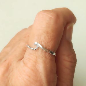 Minimalist sterling silver Wave Ring, Hallmarked 925 Ocean lovers Jewelry, Gift for Surfer girl, Stacking silver ring