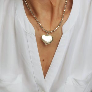 Ball and Heart necklace, Gift for Her, Romantic style jewelry, Customizable length