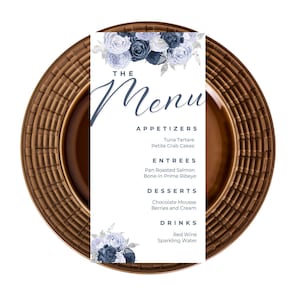 Edytowalny szablon karty menu, karty menu w kolorze przydymionego błękitu i srebra, kwiatowy, karta menu kolacji, menu stołowe, menu baru, do druku