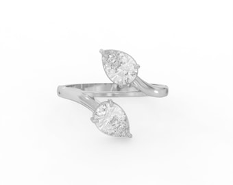 2.00 Carat Pear Cut Lab Grown Diamond Toi et Moi Ring
