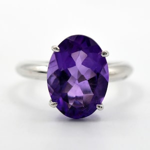 Purple amethyst ring, natural oval cut amethyst stone, February birthstone Sterling Silver, Jewelry, promise / engagament ring, gift for mom