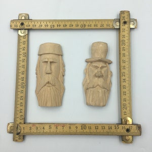 Nature&#39;s Beauty Crafted: Exquisite Handmade Wooden Figurine Ornament for Rustic Elegance