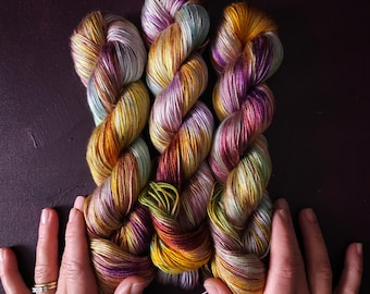 Kindred Spirit, hilo vegano teñido a mano, hilo jaspeado, hilo para tejer de grosor fingering/DK, hilo de ganchillo de tencel/bambú/algodón