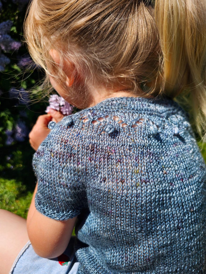 Knitting Pattern, Snowflake Tee, Beginner Friendly Kids Knitwear Tee Pdf Tutorial, Vegan Yarn Summer T-Shirt, Draped Top, Easy Sweater Shirt