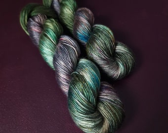Hand dyed yarn ~ PurPur Forest ***Dyed to order ~ fingering / DK weight tencel OR bamboo yarn, vegan, hand painted