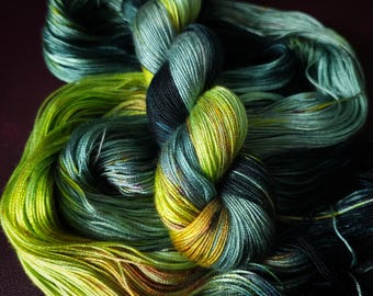 Electric Lime Pop, fil végétalien teint à la main, fil panaché, doigté / fil à tricoter DK, tencel / bambou / fil à crocheter en coton