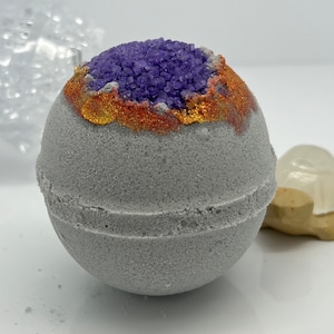 Handmade Bath Bomb with Shea Butter, Gifts for Her, Gift for mom, Wedding Gift, Relaxing Bath, Bath Bomb, Shea Butter, Luxury Bath