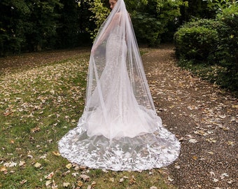 3D Lace Veil, Corded Lace Applique, Bespoke Veil, Off White veil, light Ivory veil, Wedding Veil, Cathedral veil