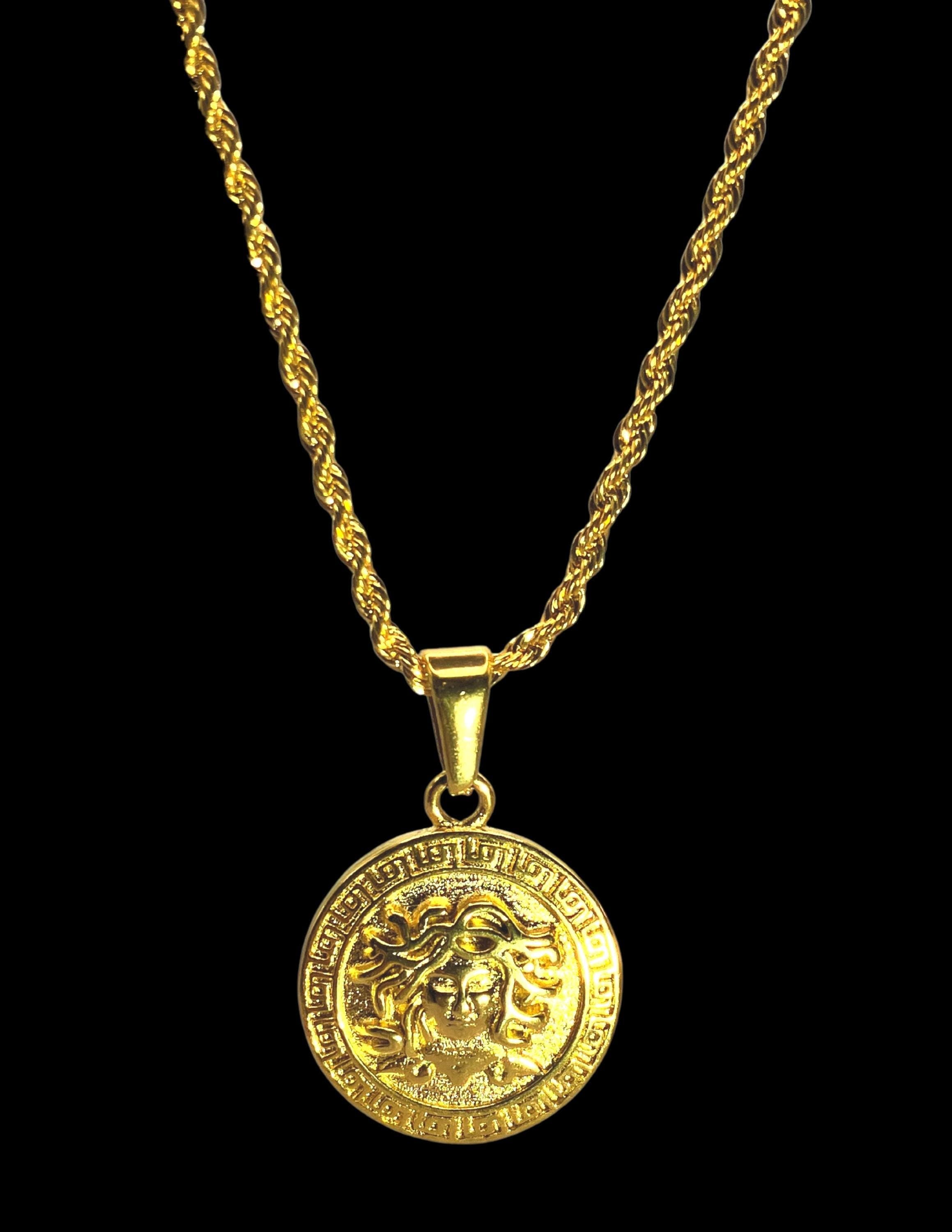 Pendentif En Or 18 Carats Avec Tête De Méduse - 1,56 G, Idéal Pour Un Cadeau élégant