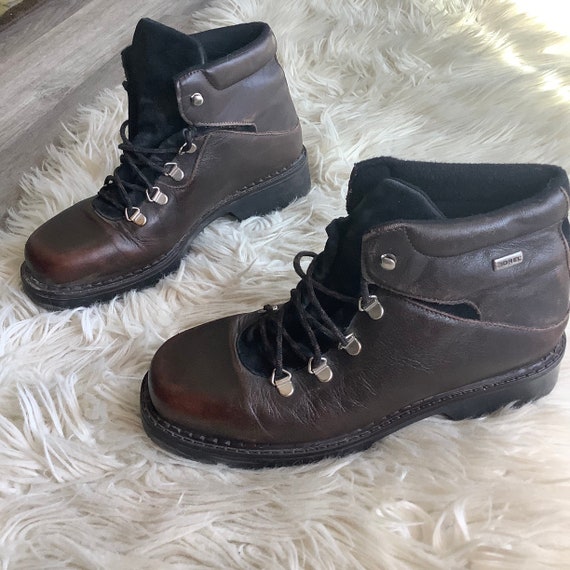 Vintage 90's chunky boots top