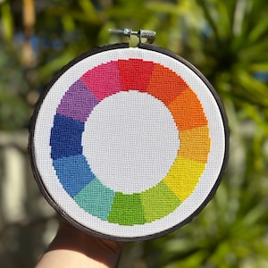 Colour Wheel – Graphic Design – Printable Quick Cross Stitch Pattern – Colourful X-Stitch Chart – Instant Downloadable PDF