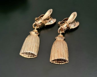 Vintage Retro Gold Tone Tessel Dangle Chunky Clip On Earrings Kitsch Jewellery