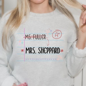 Personalized Teacher Sweatshirt, Engagement, Wedding Gift - Handwritten New Name with Doodles - Gildan 18000 Sweatshirt