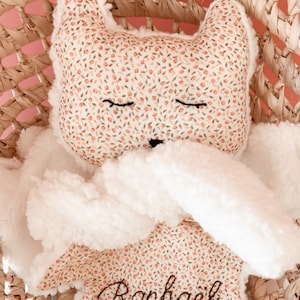 Fox flat comforter in milk Sherpa and Oeko-tex certified patterned cotton gauze
