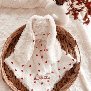 Doudou lapin / doudou couverture fourrure vagues - Petits cœurs rouges