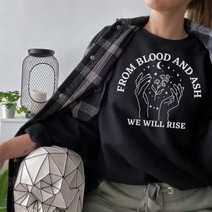 From Blood And Ash Sweatshirt, Penellaphe Balfour, Book geek shirt, Poppy Shirt, Kingdoms Of Solis, Prince Of Atlantia, BOOK FANS Sweatshirt