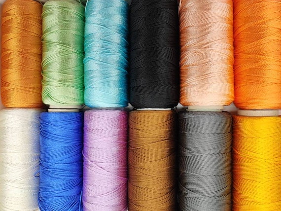10 m 0,6 mm Rayon Garn,29 Farben, Mikro Makramee Schmuck Garn Stickgarn, Seidensatin Viskosefaden Seidengarn Seidenfaden Schmuckherstellung