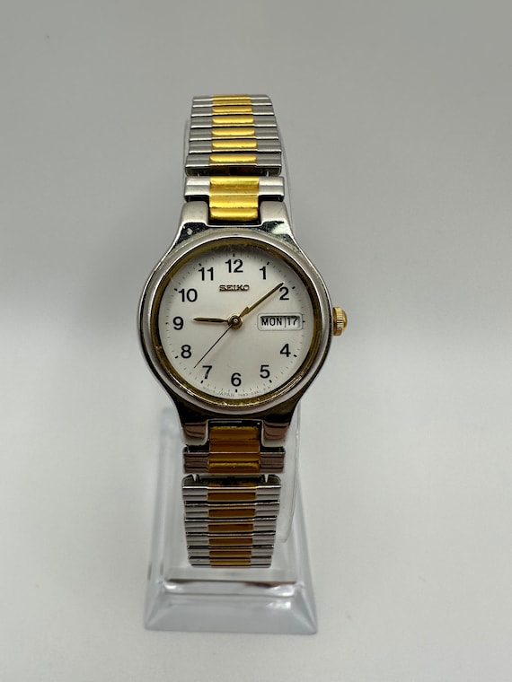 Vintage Quartz Ladies Seiko Wrist Watch Small Gold Silver Day Etsy