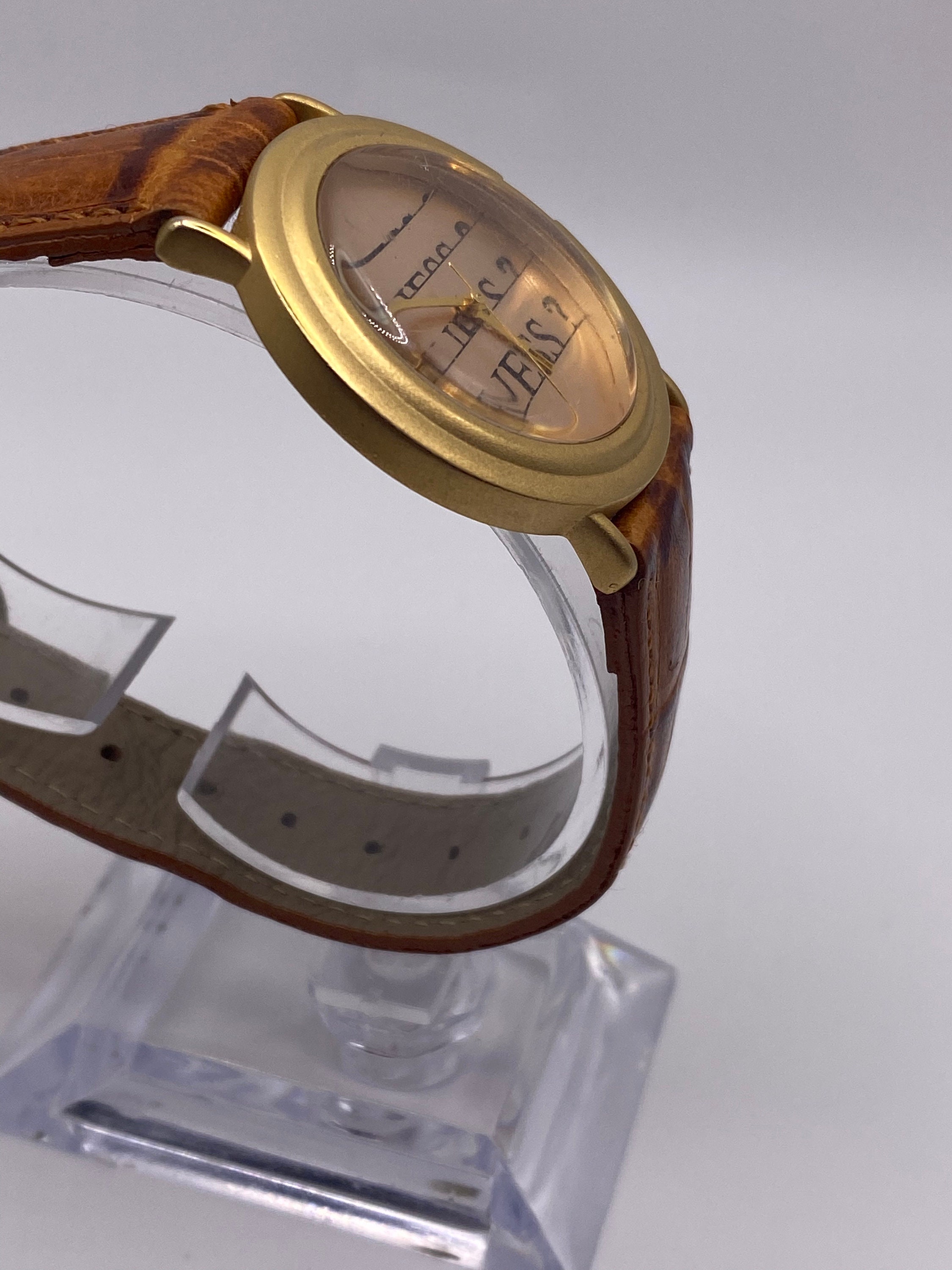 Vintage Guess 1995 Ladies Quartz Brown Leather Designer 34mm  display picture 2