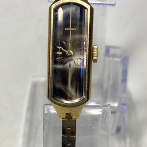 Vintage Seiko 1520 Mechanical Wind Ladies Gold Tone Wrist