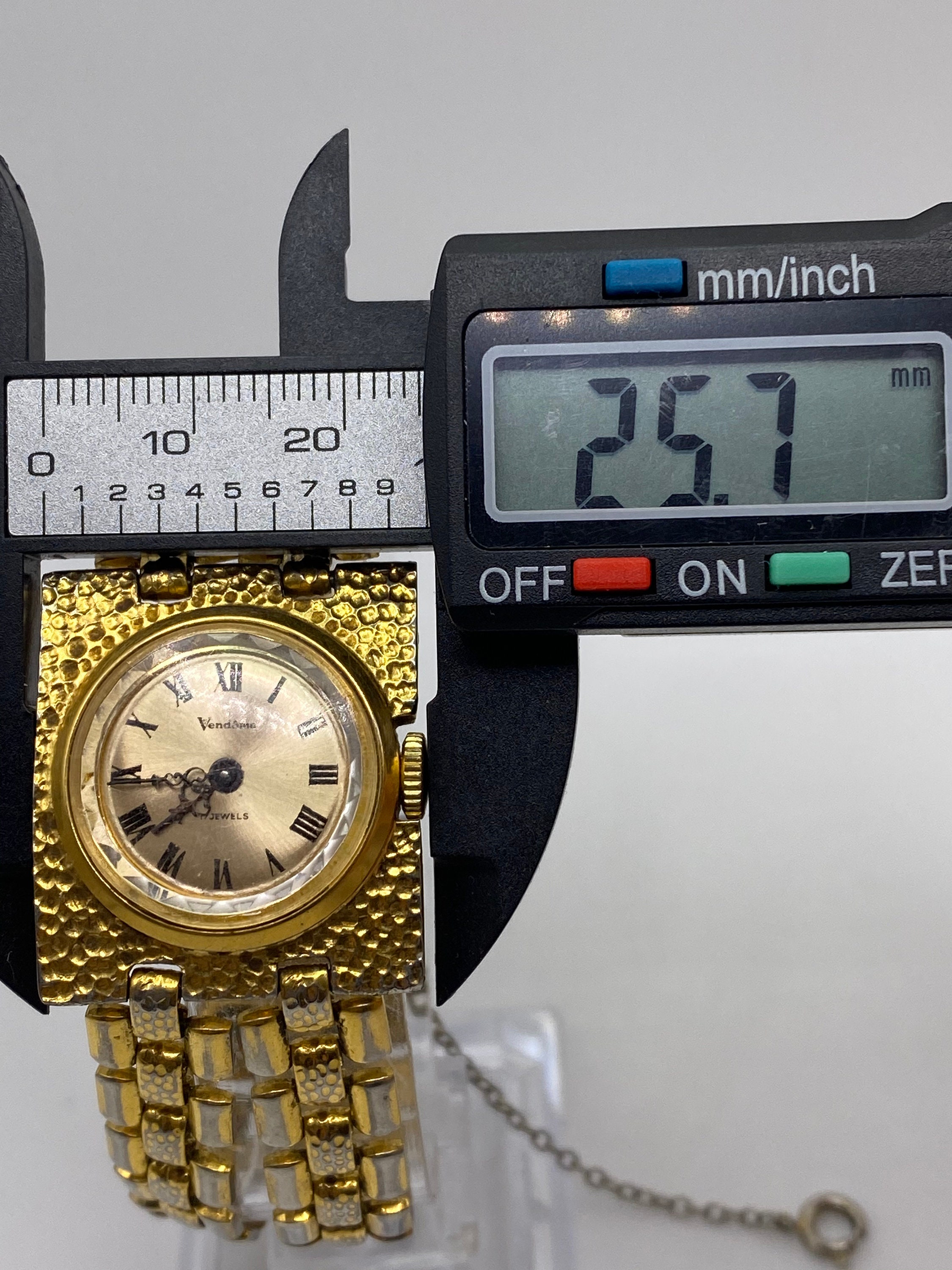 VINTAGE Gold Tone Vendome 3 Chain Strand Deco Women’s Watch Vintage Vendome Mechanical Wind Gold Tone Chain Bracelet  main image 2