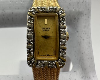 Vintage Pulsar by Seiko V220 ladies gold tone tank Watch diamond gift her ladies women square small dainty fashion designer