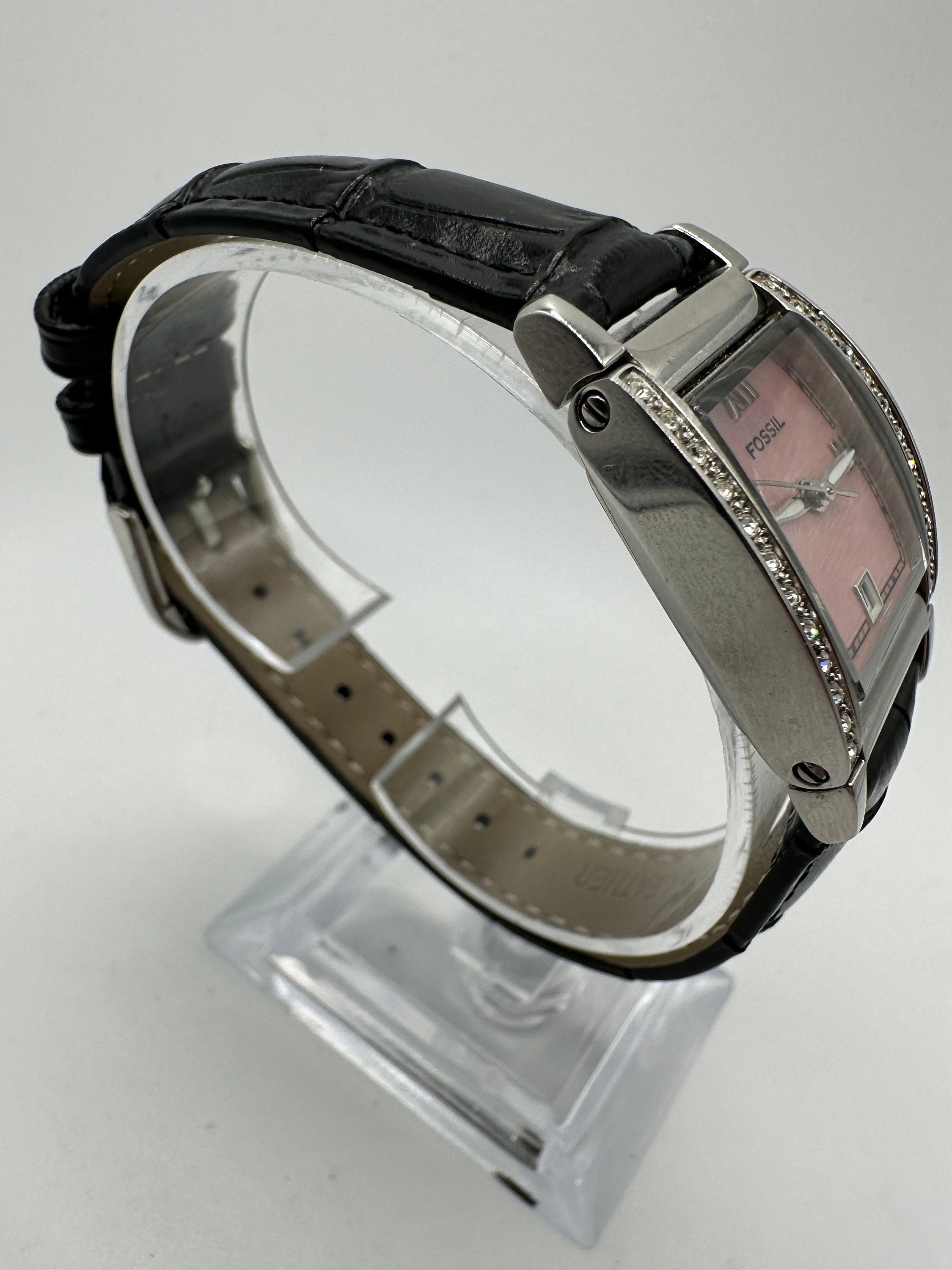 Fossil F2 Pink Leather band Watch Vintage Fossil Ladies Chronograph Silver Tone Pink Pearlized  main image 2