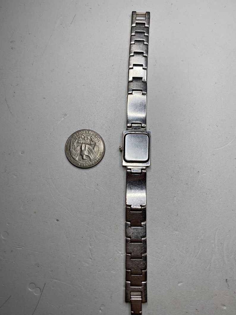 Vintage Odeon Damen Quarz Uhr Tank Stil ETA Uhrwerk Swiss made Saphir Kristall Silber Geschenk ihre Damen Frauen Diamant Perlmutt Bild 3