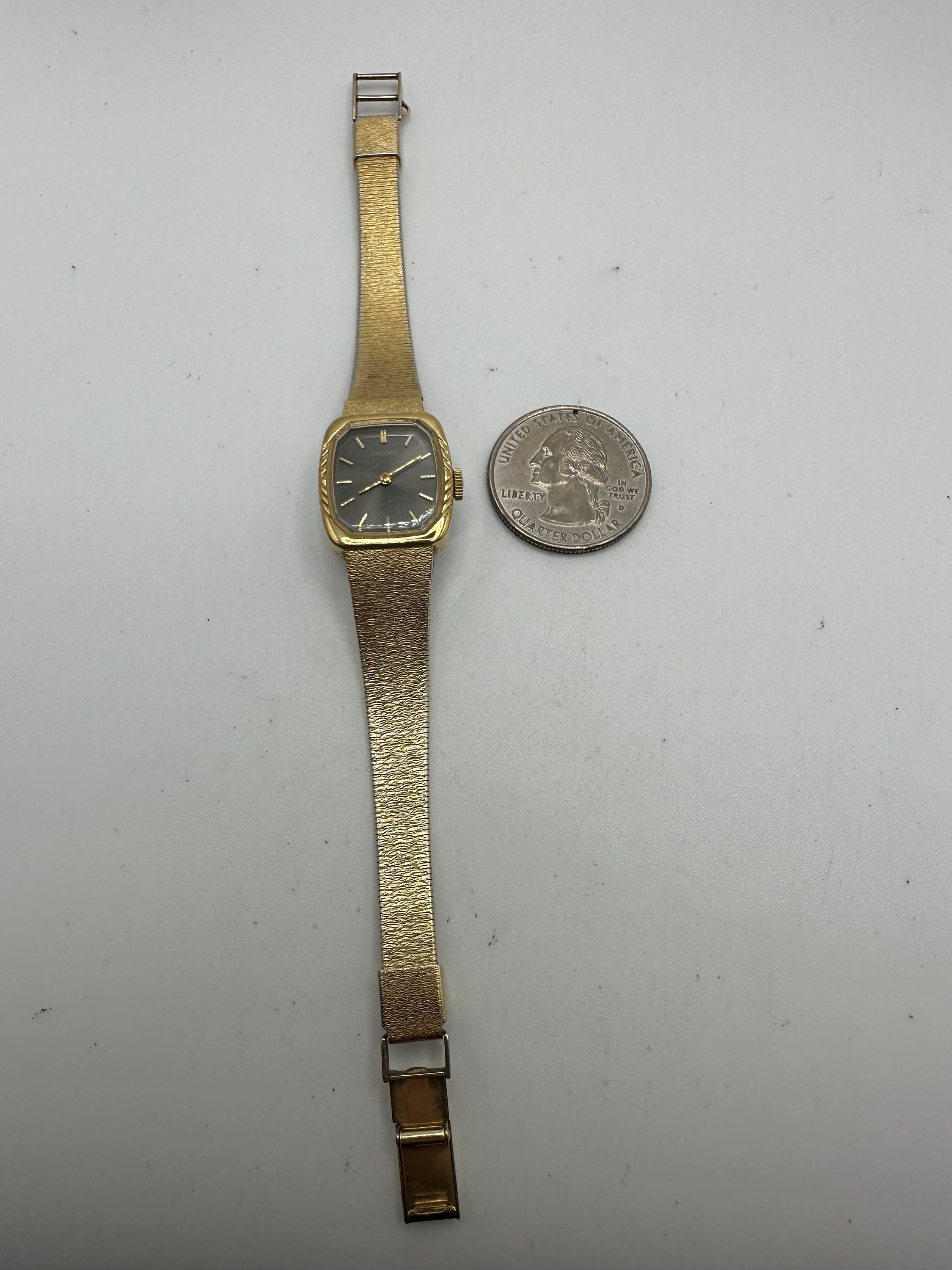 Seiko 1100-5509 Japan Gold Women\'s Dress Watch Missing Chain Untested Vintage Seiko Women main image 3