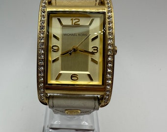 Montre débardeur vintage Michael Kors pour femme en or et diamants, bracelet en cuir blanc carré, cadeau à sa maman, créatrice de mode