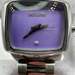 値下げ‼️希少カラーNIXON SMALL PLAYER パープル腕時計 il_300x300.6974644310_aagj.jpg