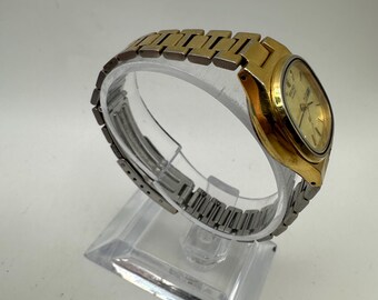 Vintage Seiko 8523 Ladies Gold Tone Day Date Watch Quartz Gift Her