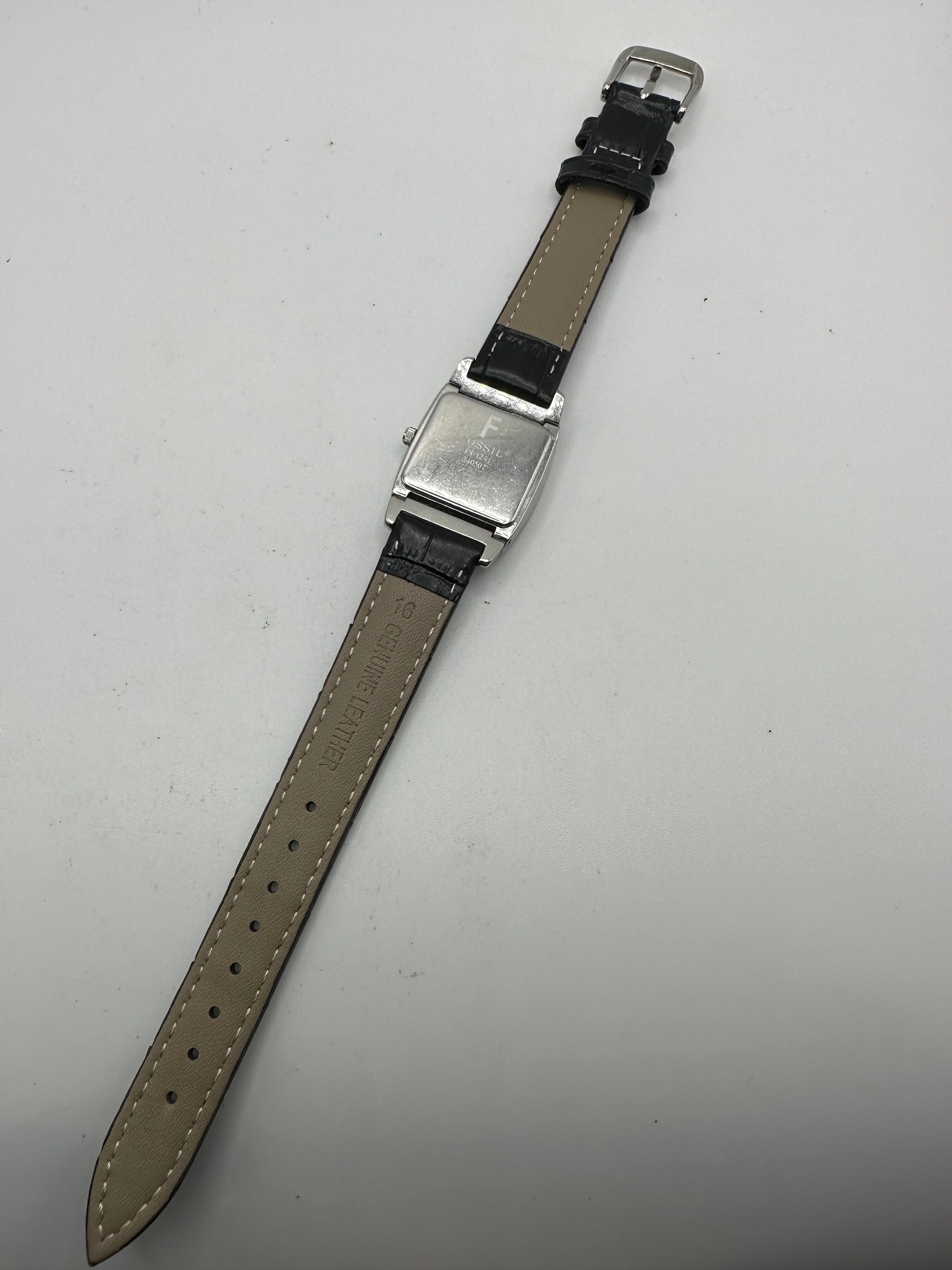 Vintage Fossil F2 Pink Face Ladies Silver Diamond Tank Watch Faux