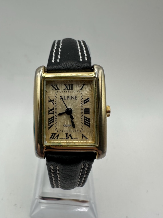 Vintage Roman Numeral Dial Rectangular Case Small Ladies Quartz Watch Women Watch Rectangle Case Gold Dial Quartz Wristwatch  main image 3
