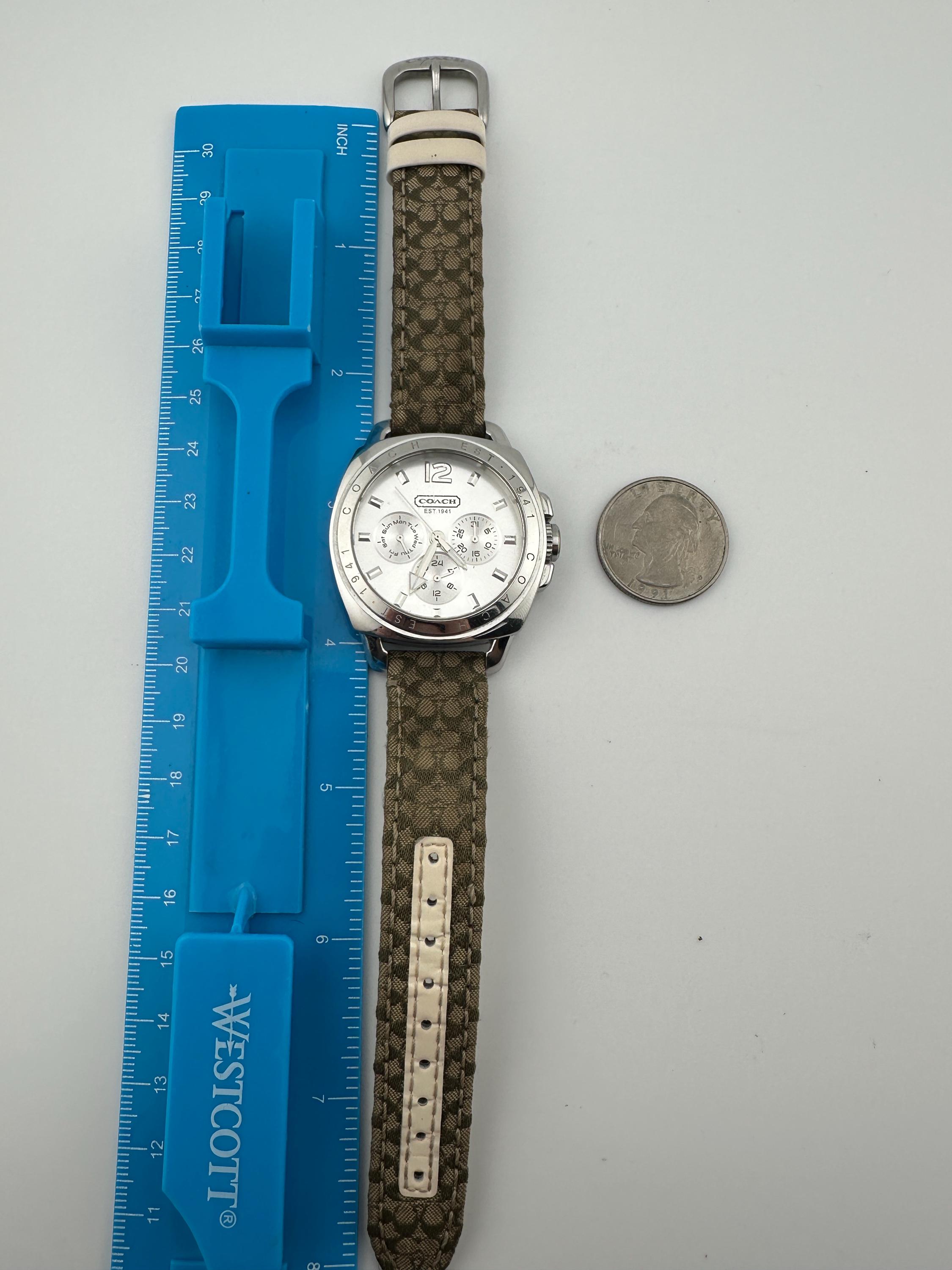 Vintage Coach Rectangular Logo Bezel Stainless Steel Watch Silver Y2K Coach Vintage Ladies Chronograph Silver Tone Watch Swiss  main image 4