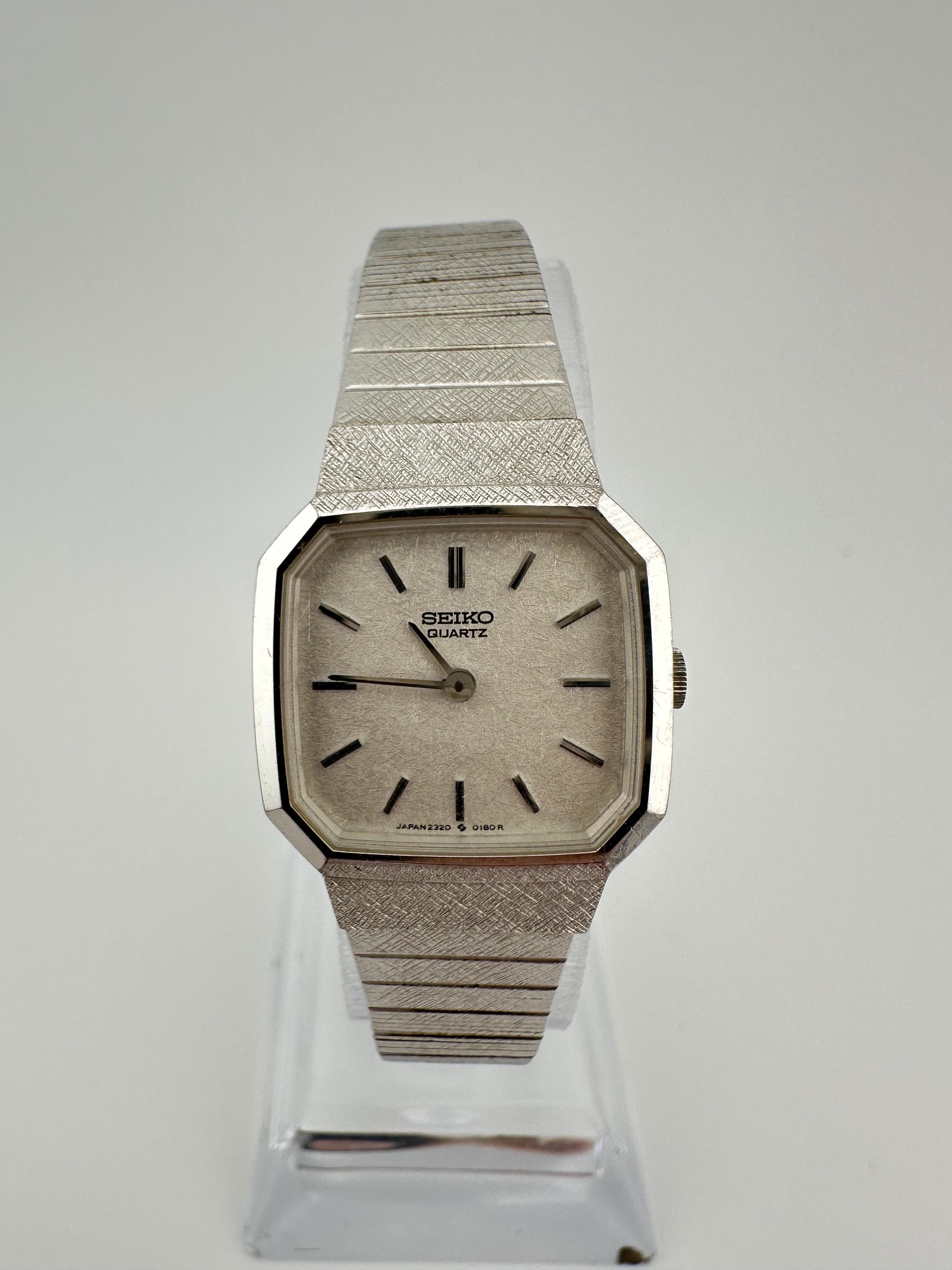 Vintage Seiko 2320 Silver Tone Ladies Square Shape Watch Japan