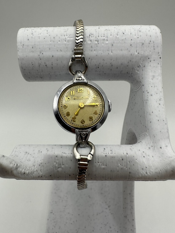Bulova small watch sale