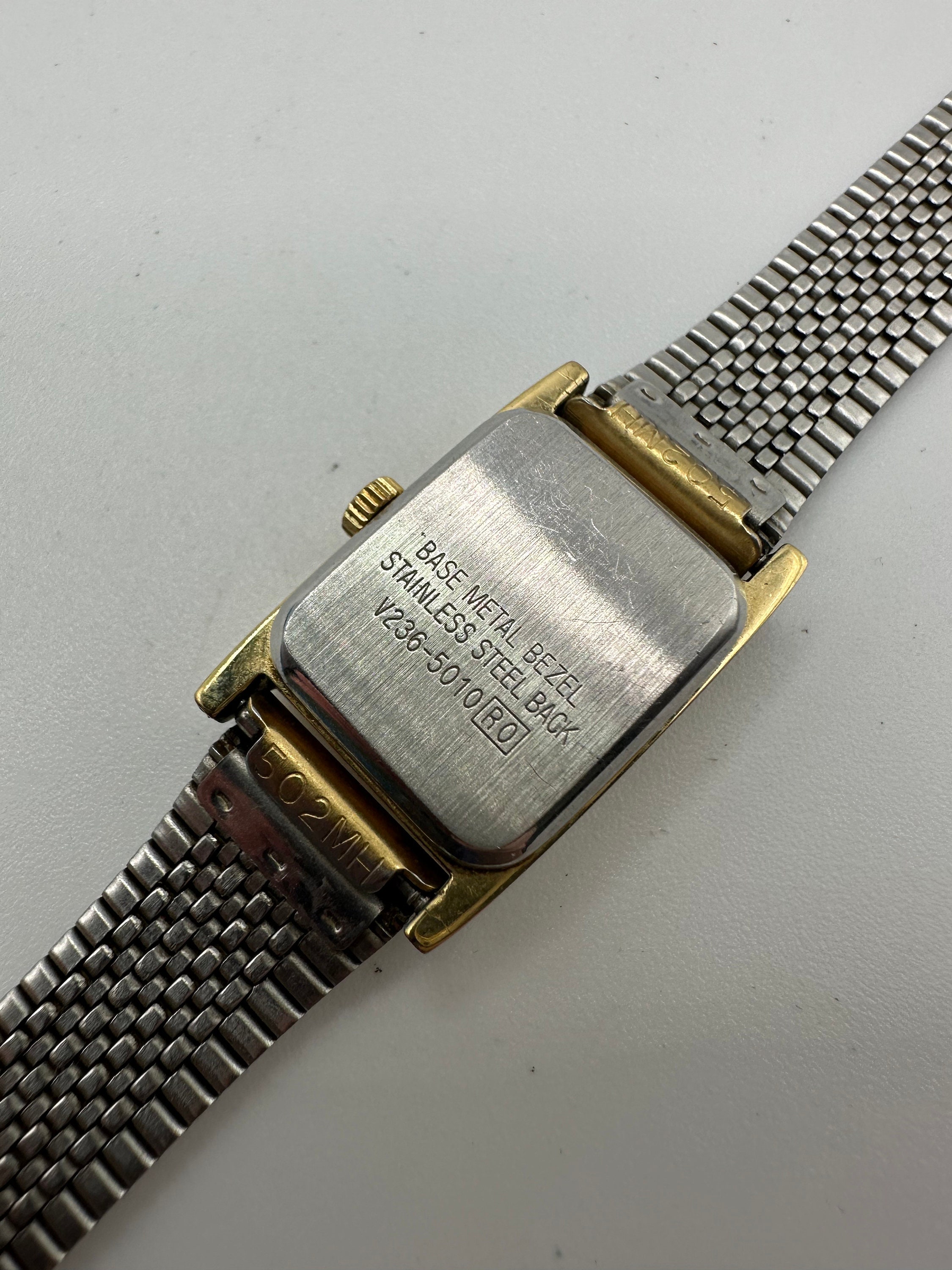 Vintage Lorus by Seiko Ladies Gold Tone Tank Watch Square  display picture 1