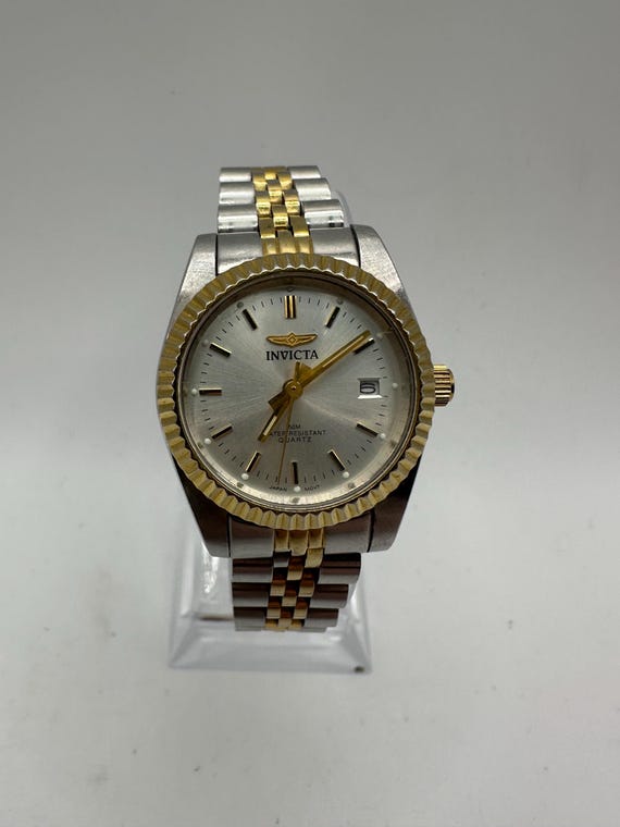 Vintage Ladies Invicta Jubilee Watch Quartz Gold Silver Date  display picture 1