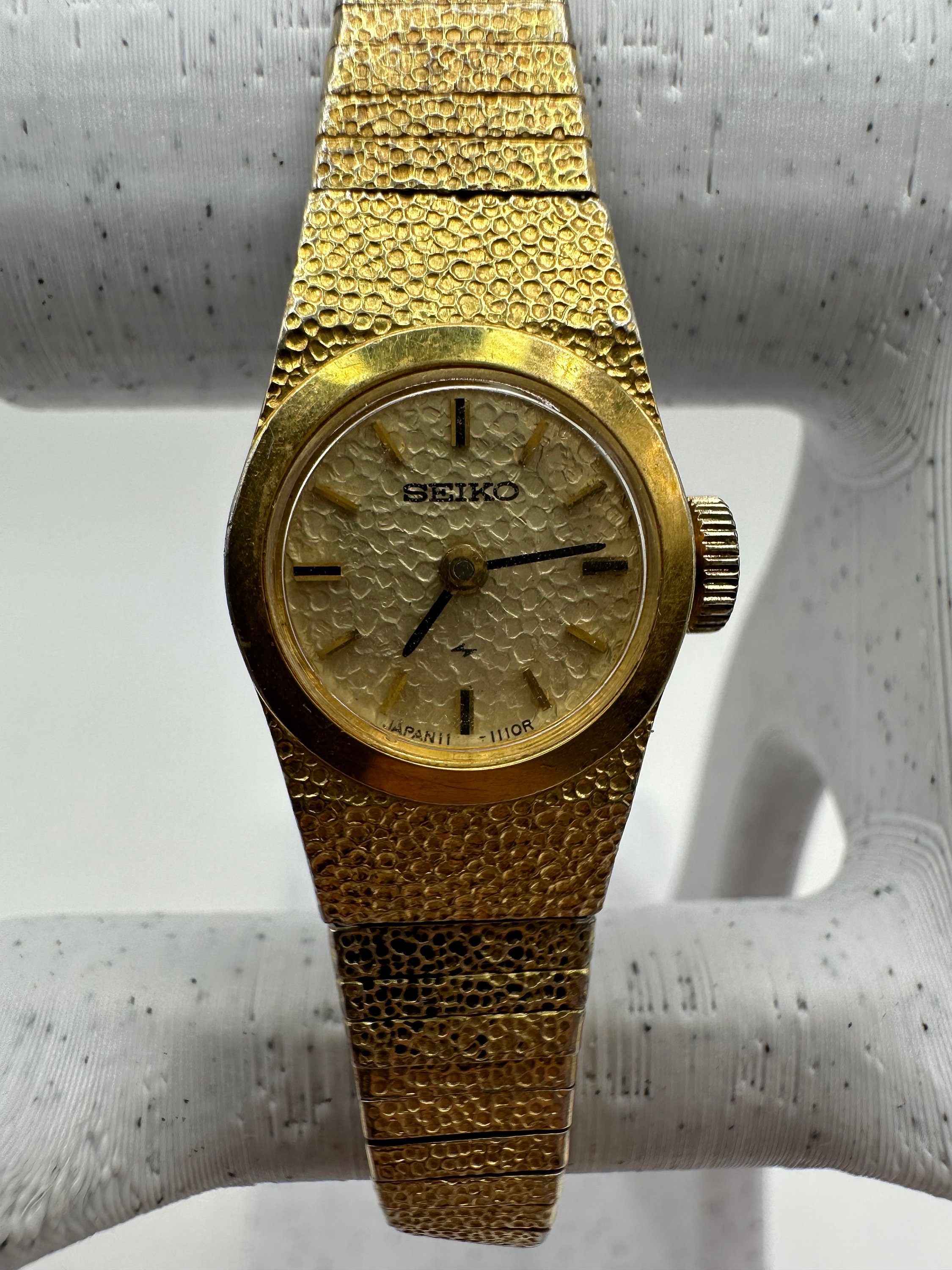 Vintage Seiko Mechanical Wind Ladies Gold Tone Dress