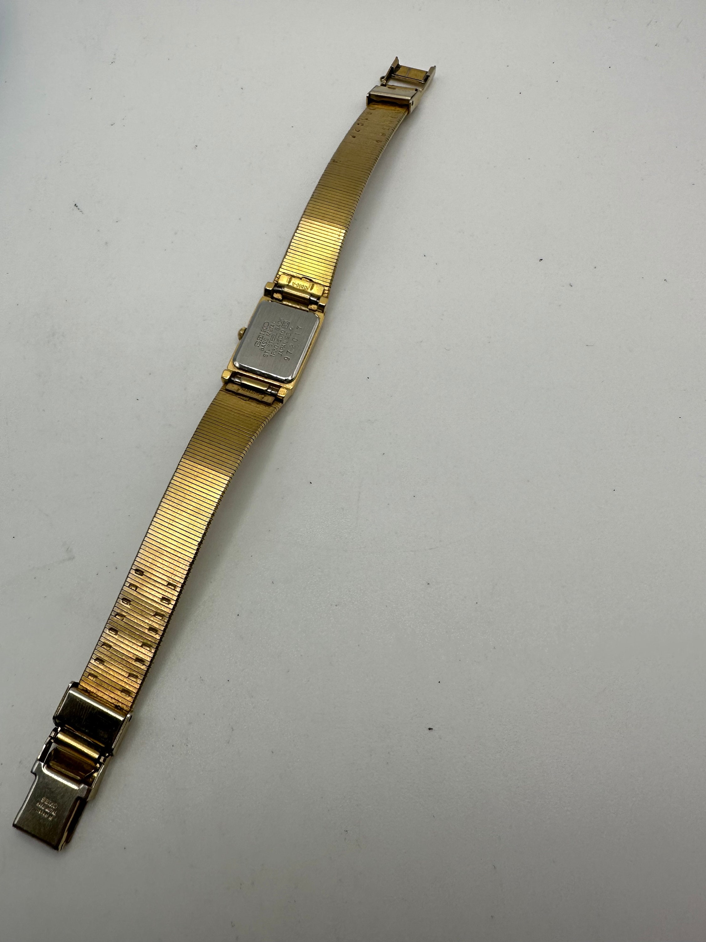 Vintage Seiko 1F20 Ladies Gold Tone Tank Dress Watch Gift Her