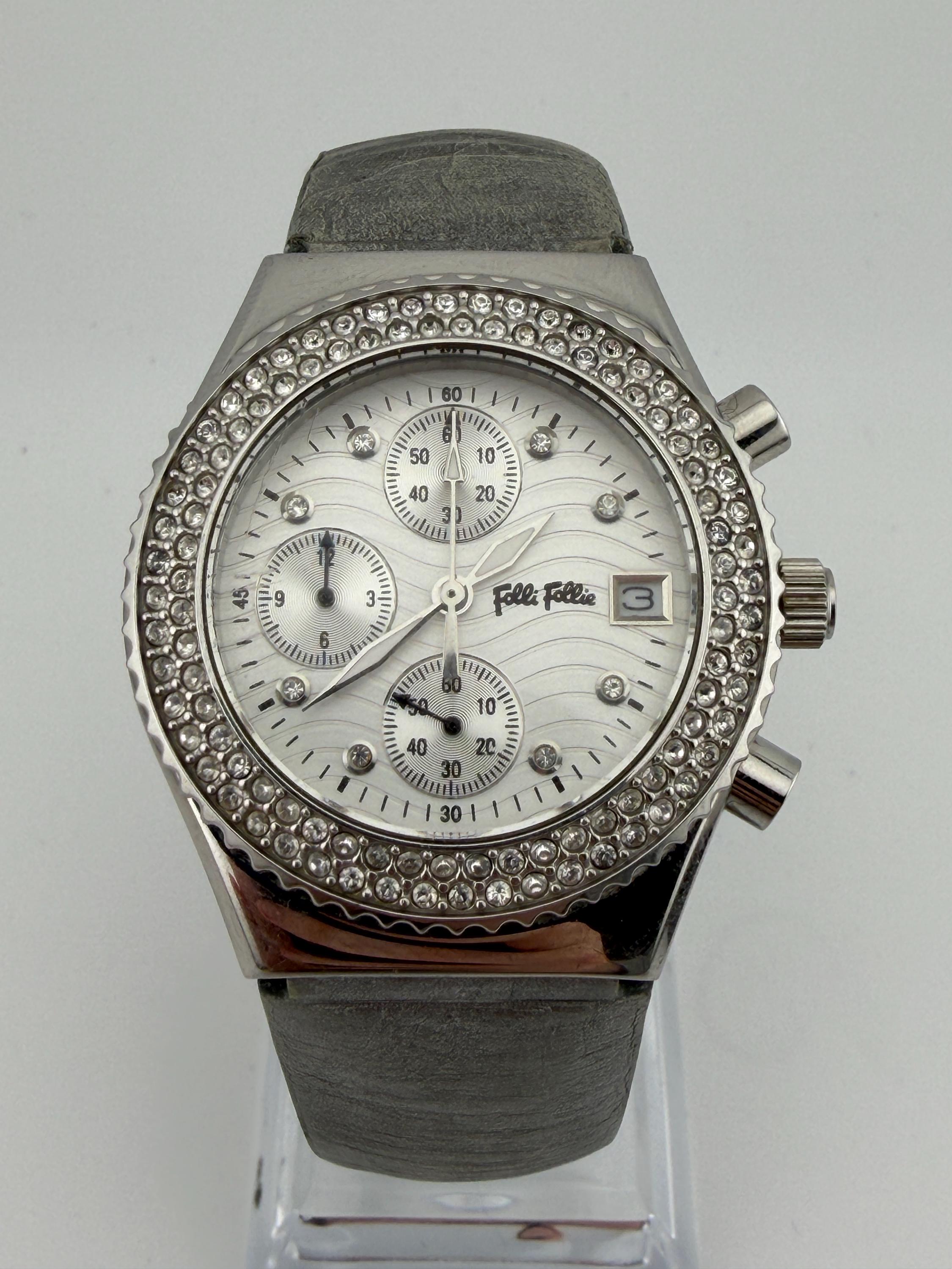 Folli Follie F212 Chronograph Watch With a Gem-set Stainless Steel